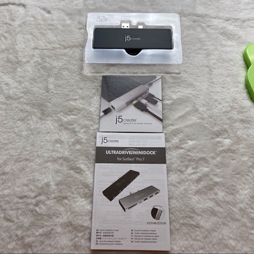 J Create Ultra Drive Minidock For Surface Pro 7 - Picture 4 of 11